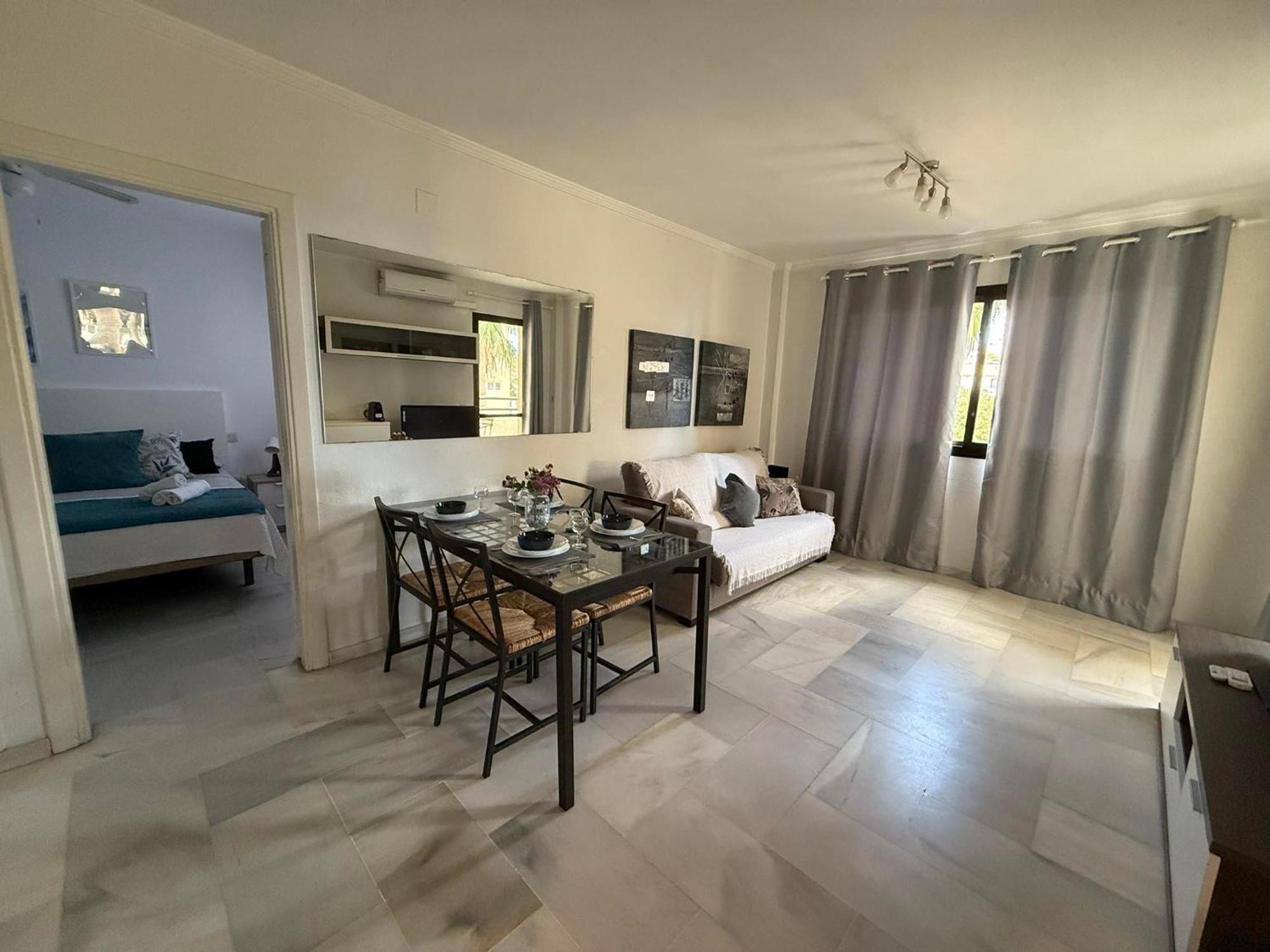 Primera Linea Del Mar - Acceso Directo Playa Carihuela Torremolinos Eksteriør bilde